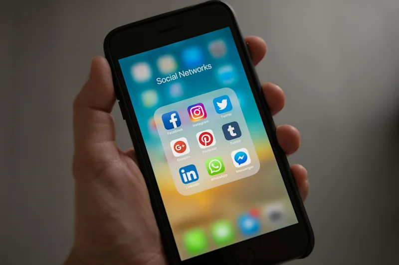 A2B1 PO - Dialogue sur les réseaux sociaux 